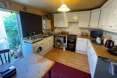 92 Atkinson Road, London, E16 3LS