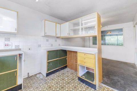 10 Wedgwood Way, London, SE19 3ES