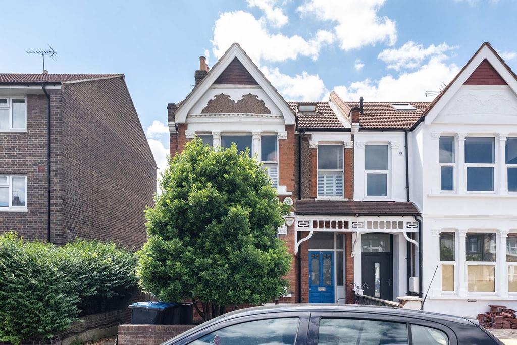 Holland Road, London, NW10 3 bed apartment £750,000