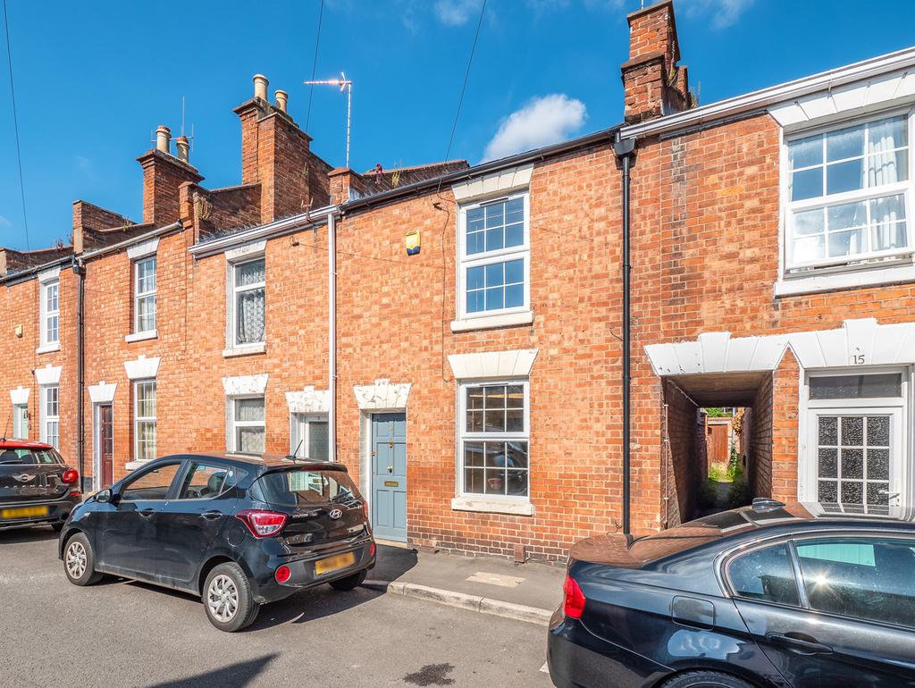 Hill Street, Leamington Spa, CV32 2 bed terraced house £285,000
