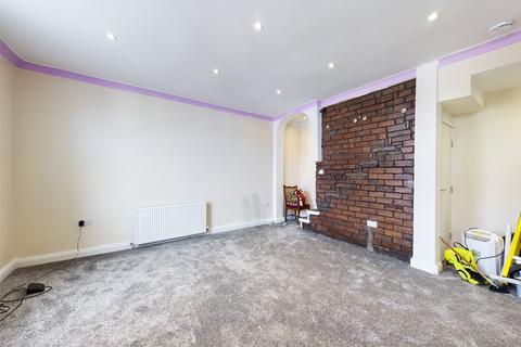 3 bedroom terraced house for sale - Chellow Street, Bradford, West Yorkshire, BD5