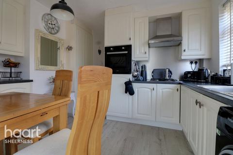 15 Abbey View Drive, Minster On Sea, Sheerness, ME12 2JW