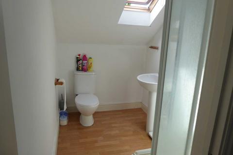 House share to rent, Belle Avenue, Earley