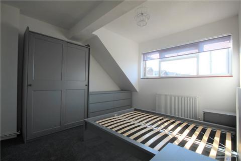 2 bedroom terraced house to rent, Lilian Road, London, SW16