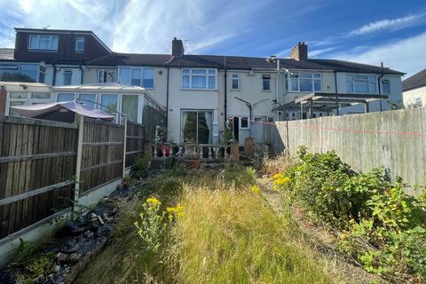 25 Dunkery Road, London, SE9 4HX