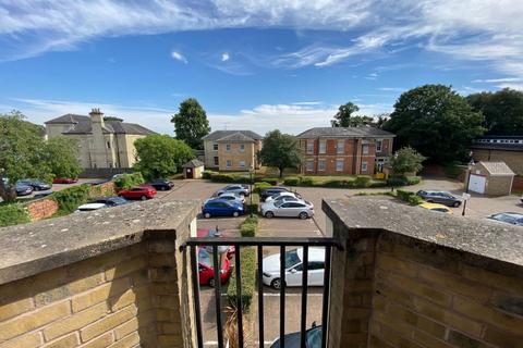 Flat 18, Bradgate House Billing Road, Northampton, NN1 5BH