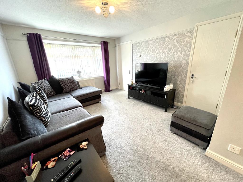 Moorfield Crescent, Airdrie ML6 2 bed semidetached house £118,500