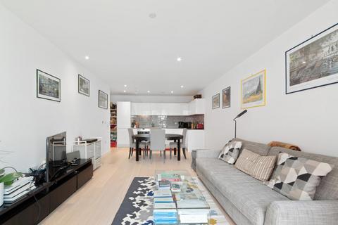 2 bedroom flat for sale, Fairwater House, Royal Wharf, London, E16