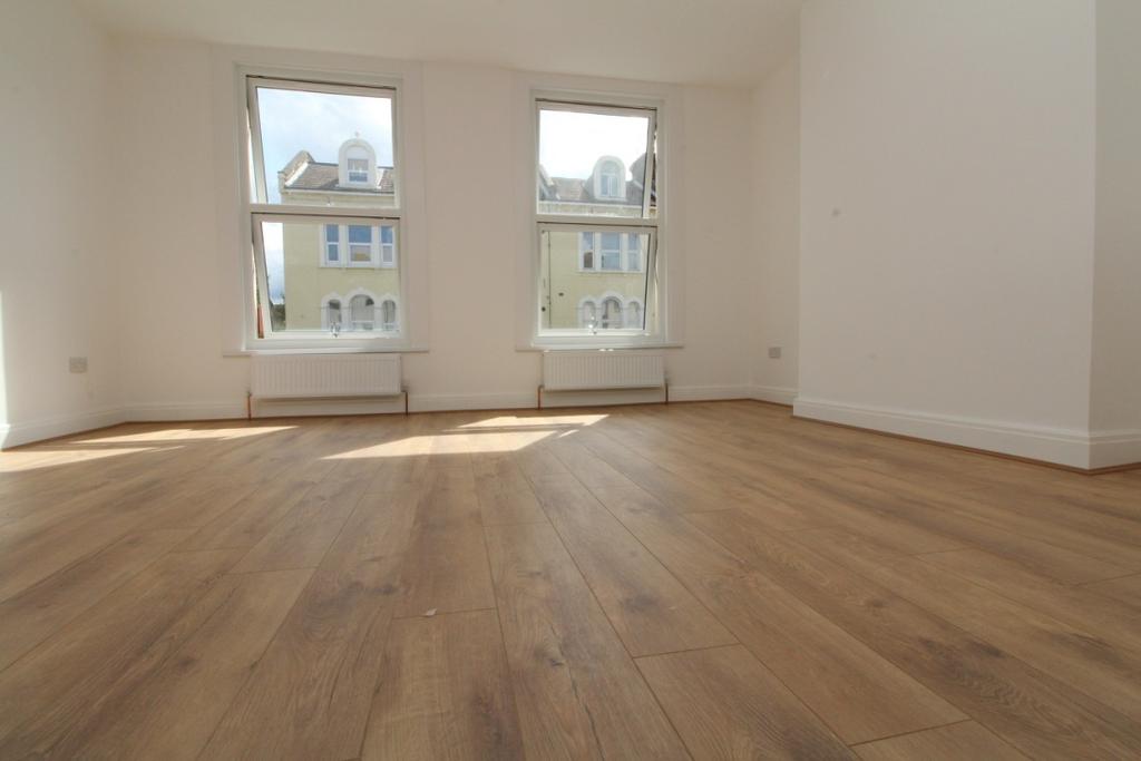 Lee High Road, Lewisham, SE13 Studio to rent £1,200 pcm (£277 pw)
