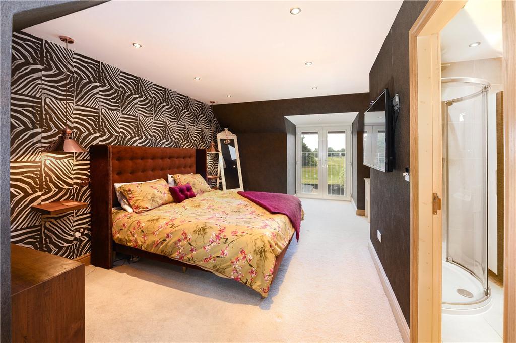 Main Bedroom (2)
