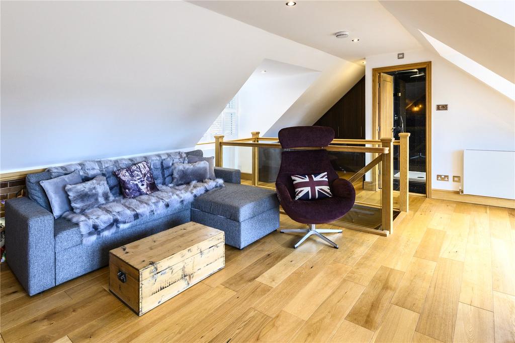 Master Suite (3)