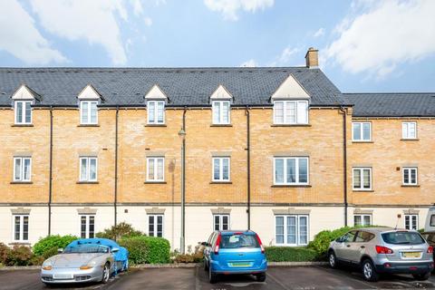 2 bedroom flat to rent, Harvest Way,  Witney,  OX28