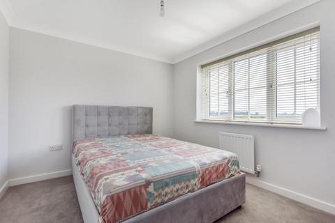 3 bedroom semi-detached house to rent, Marsh Road,  Ambrosden,  OX25