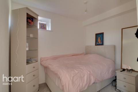 1 bedroom flat for sale - Dehavilland Close, NORTHOLT
