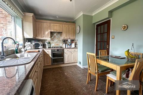 5 Kent Close, Attleborough, NR17 2HP