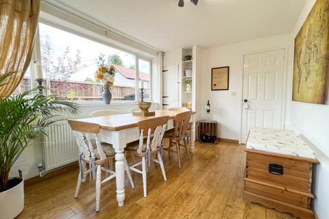 6 Dodds Lane, Attleborough, NR17 2RH