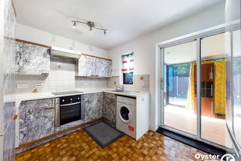 12 Kingfisher Walk, London, NW9 5AD