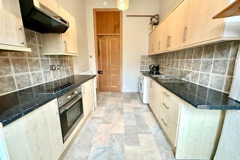 2 bedroom flat to rent, Vinicombe Street, Hillhead, Glasgow, G12
