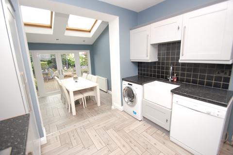 35 Edgam Drive, Glasgow, G52 2DH