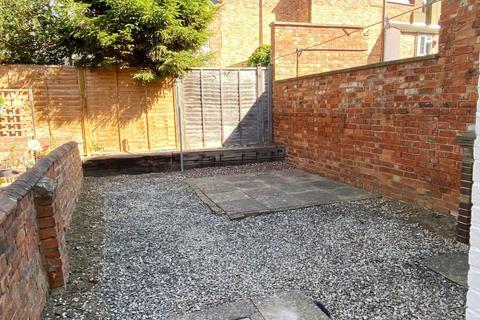111 Alcombe Road, Northampton, NN1 3LE