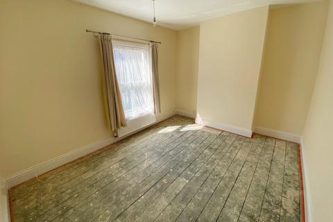 111 Alcombe Road, Northampton, NN1 3LE