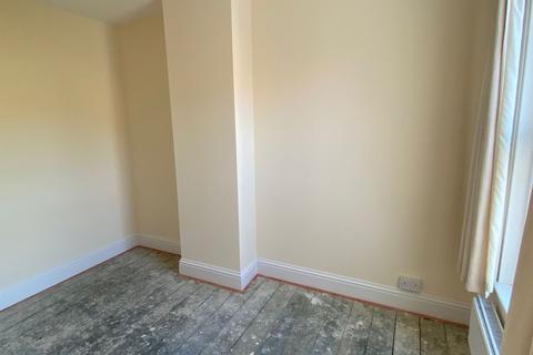 111 Alcombe Road, Northampton, NN1 3LE