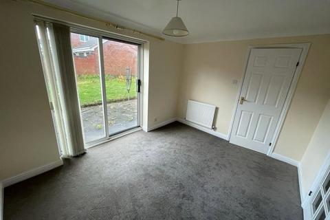 4 bedroom detached house to rent, Camellia Drive, Priorslee, Telford, Shropshire, TF2