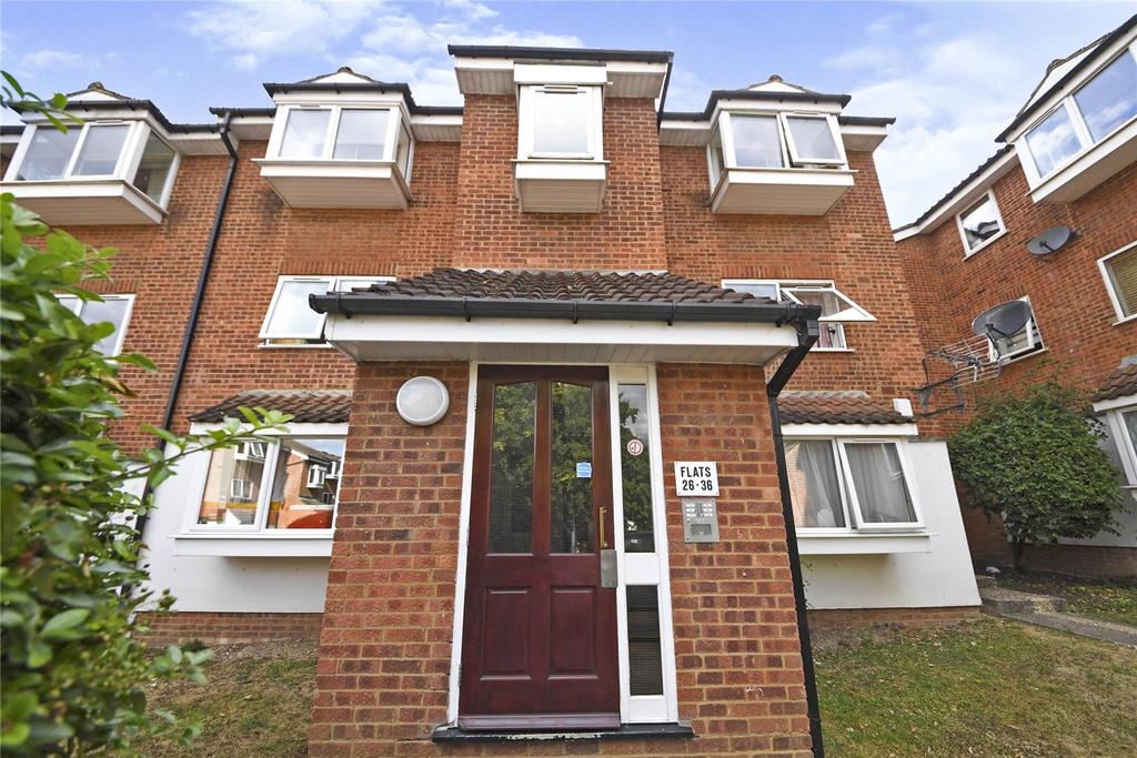 Poplar Grove, London, N11 1 bed apartment £275,000