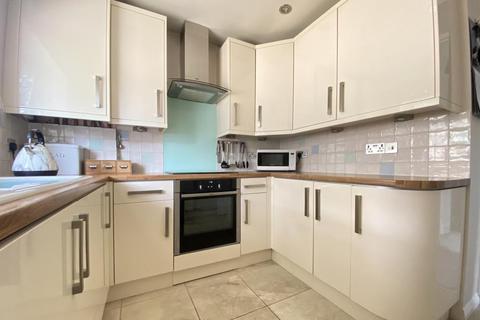 3 Azalea Close, St Ives, Ringwood, BH24 2PP