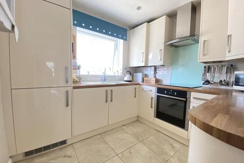 3 Azalea Close, St Ives, Ringwood, BH24 2PP