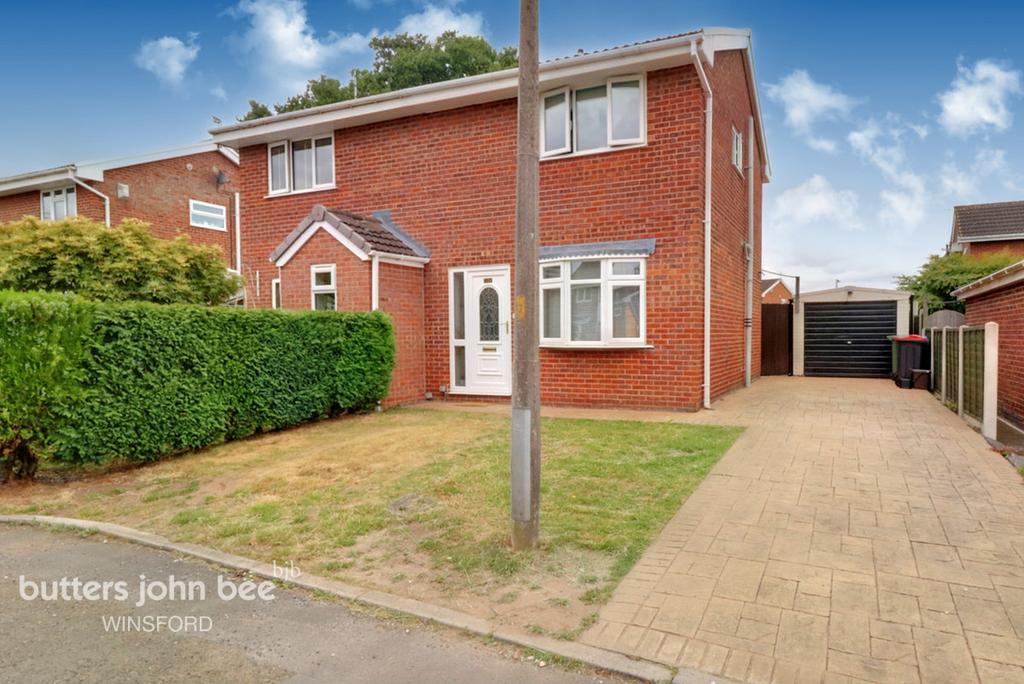 Norman Drive, Winsford 2 bed semidetached house for sale £150,000
