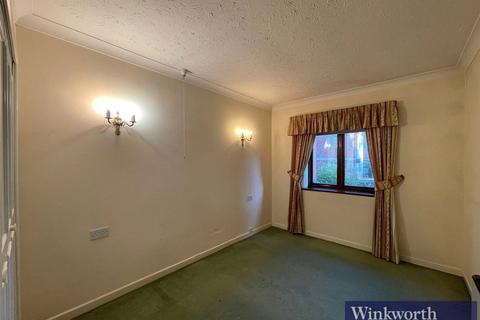 2 bedroom apartment for sale, Hanbury Court, Northwick Park Road, Harrow, Middlesex, HA1