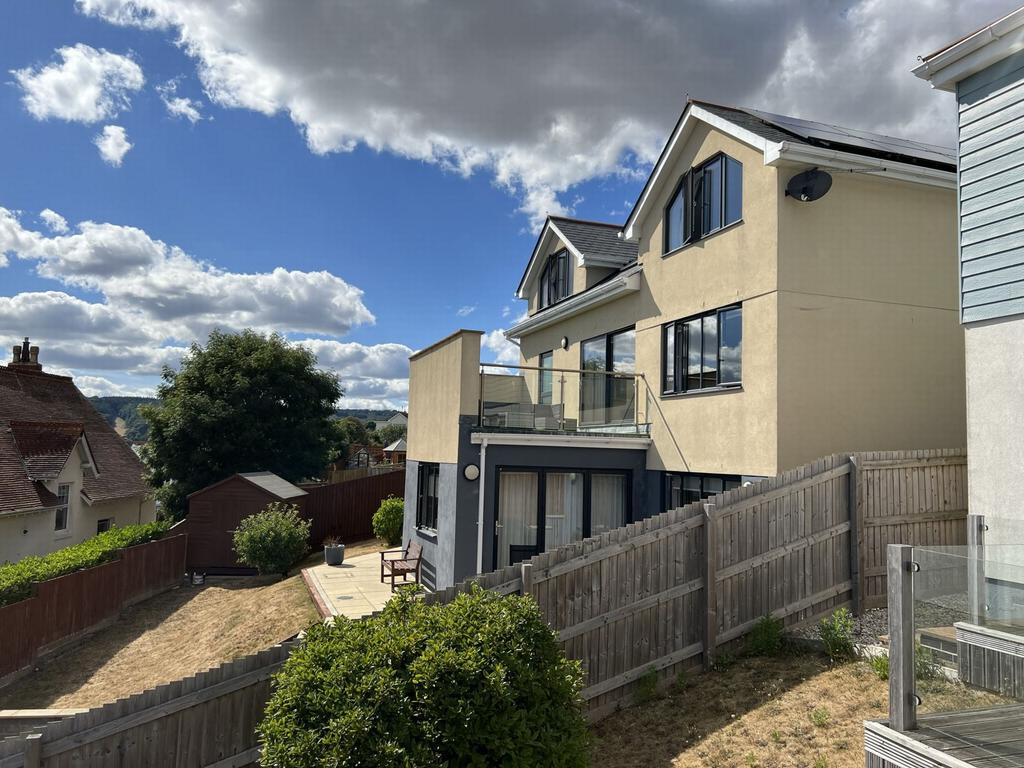 East Cliff Road, Dawlish, EX7 4 bed detached house for sale £799,950