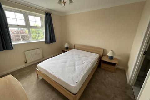 2 bedroom flat to rent, Wokingham Road, Reading