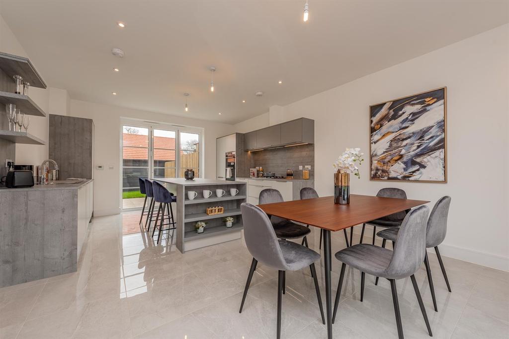 Kitchen / Diner