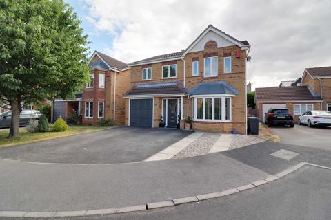 4 bedroom detached house for sale - Rosedale Court, Tingley, Wakefield WF3 1WH