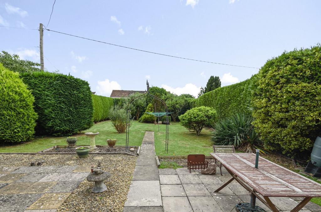 Sandy View, Beckington, BA11 3 bed semidetached house for sale £285,000