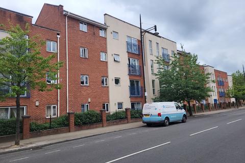 3 bedroom apartment to rent, 347 Stretford Road, Hulme, Manchester. M15 4AY