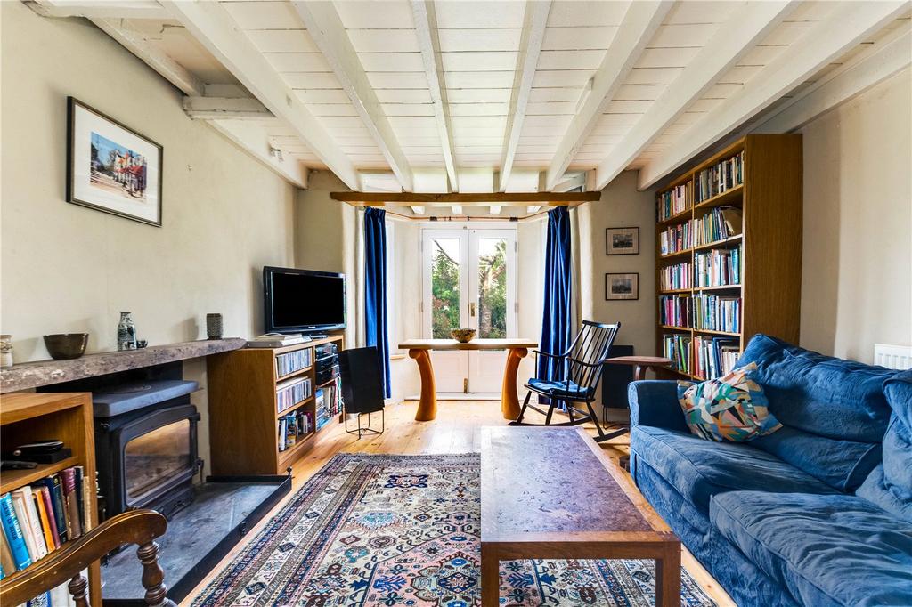Main House Snug