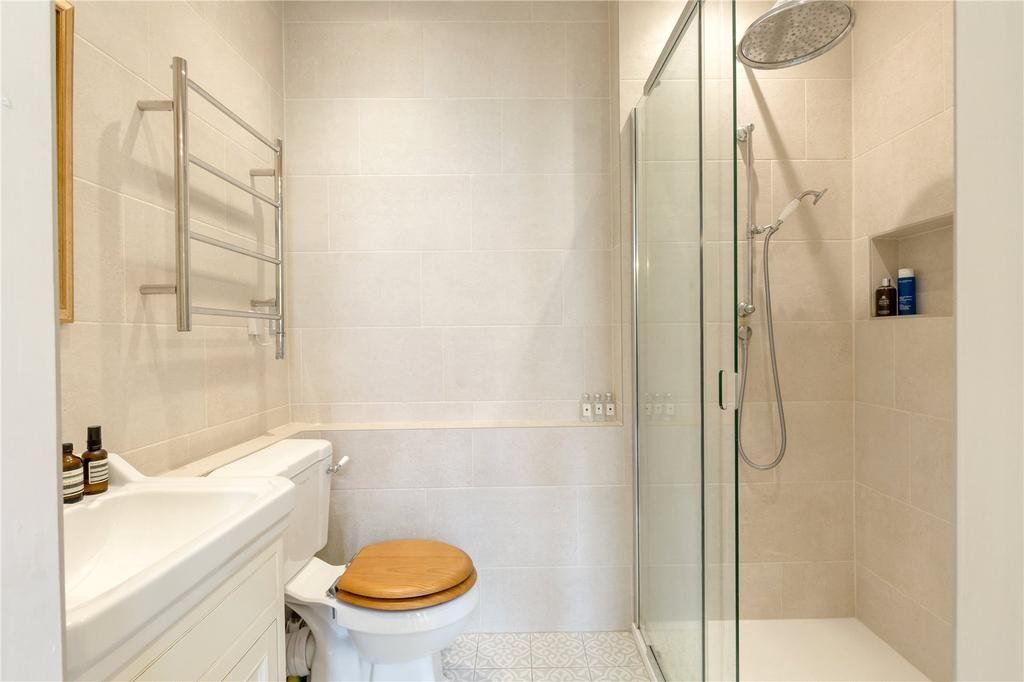 En Suite Shower Room