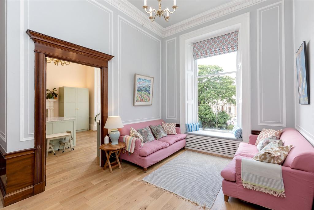 Hall / Sitting Room