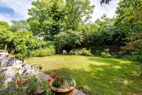 23 Alwyne Road, London, N1 2HN
