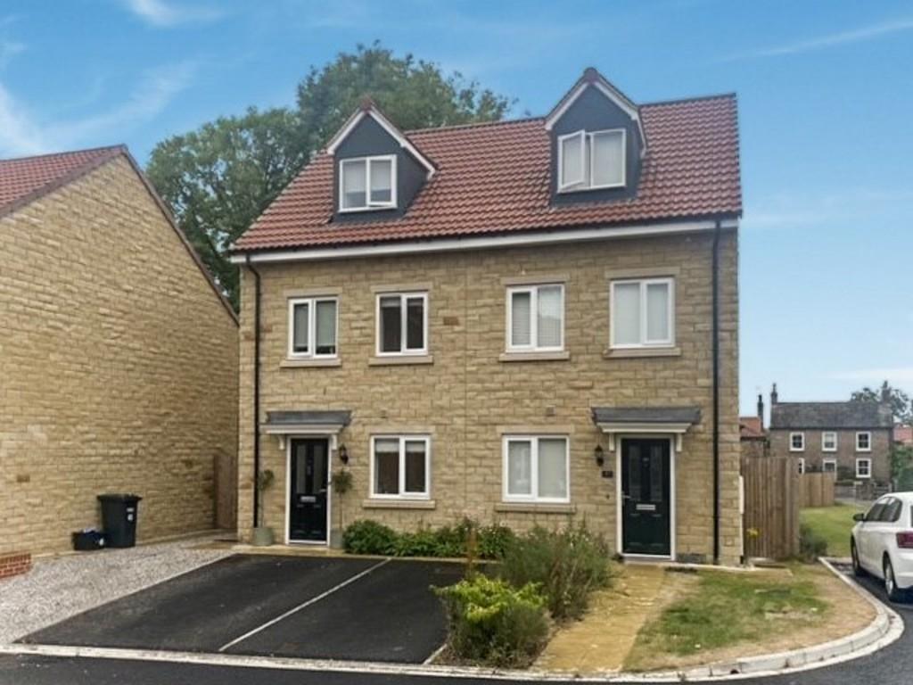 Bunting Drive, Tockwith, York, YO26 3 bed semidetached house £295,000