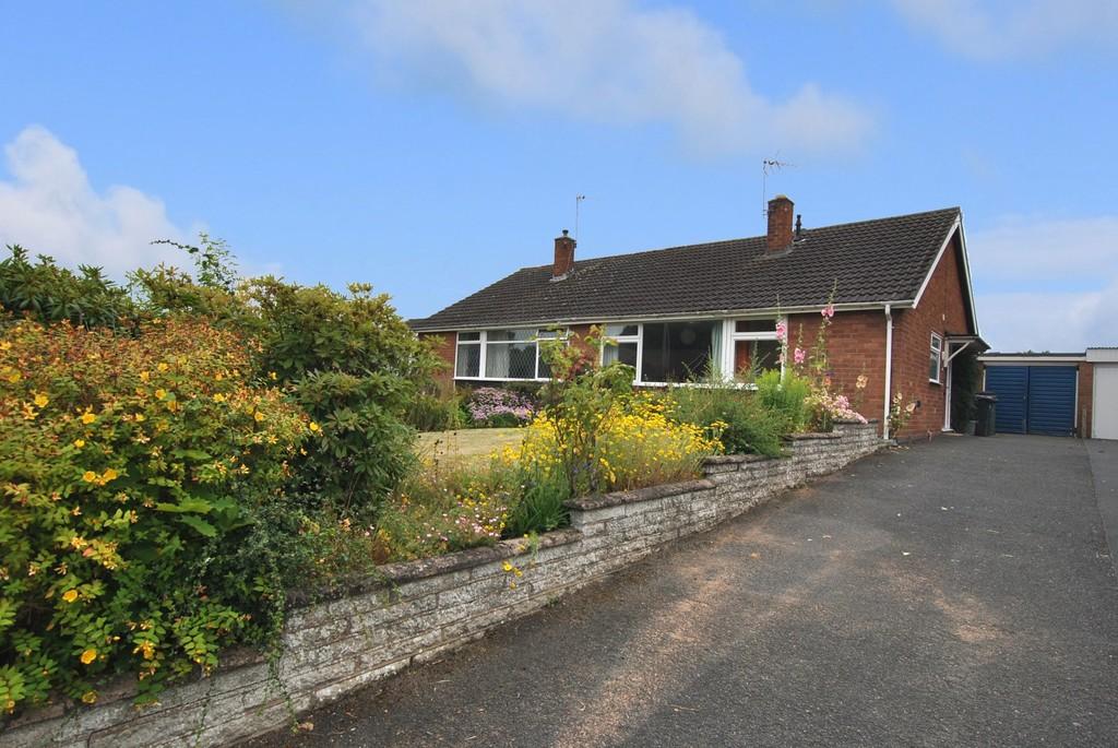 Apley Drive, Wellington, Telford, TF1... 2 bed semidetached bungalow