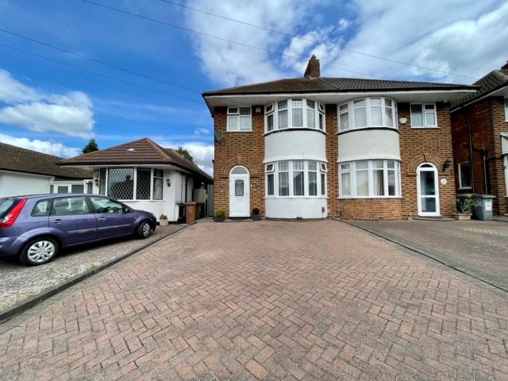 Marcot Road, Solihull 3 bed semidetached house £280,000
