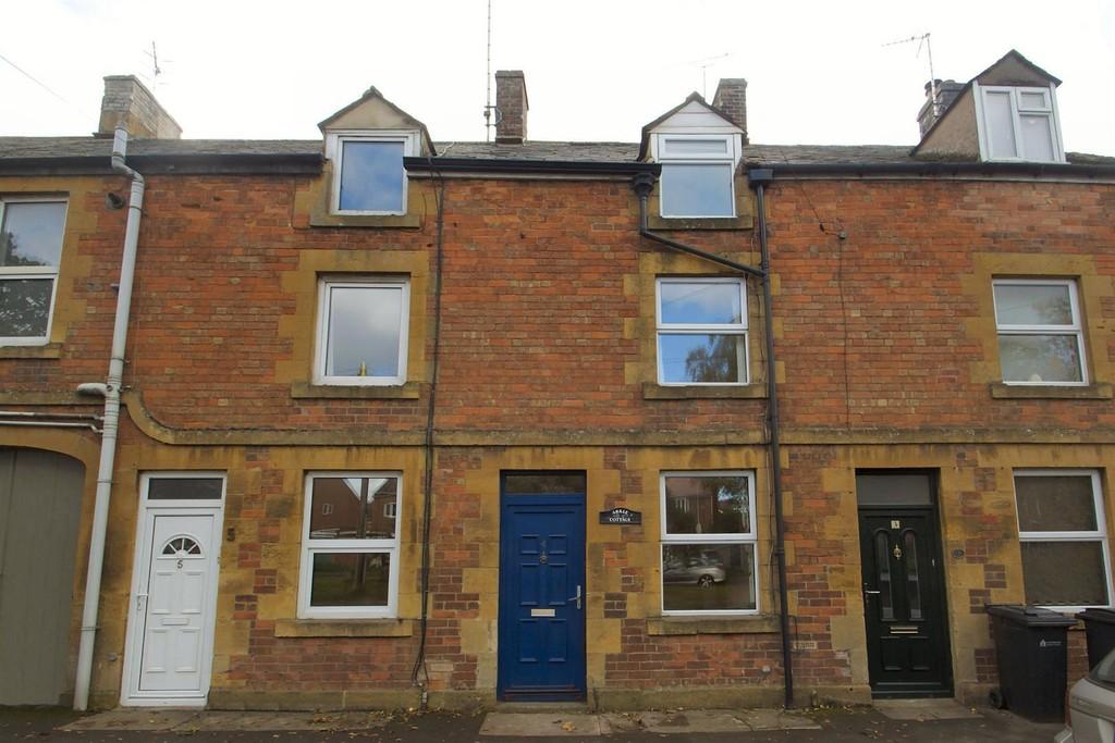 Arkle Cottage, 4 London Road Terrace, MORETON IN MARSH, Gloucestershire
