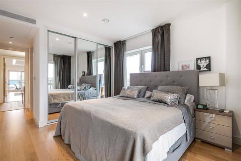 3 bedroom flat to rent, Flotilla House, Juniper Drive, London