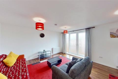 3 bedroom flat to rent - Arneil Drive, Edinburgh, EH5