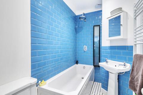 59 Robson Road, London, SE27 9LB