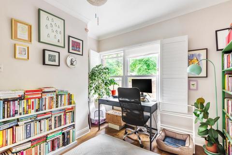 59 Robson Road, London, SE27 9LB